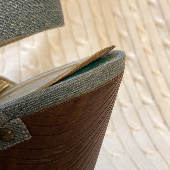 Guess Denim and Wood Heels ~ US Size 7.5 ~ Blue and Brown - Picture 10 of 10